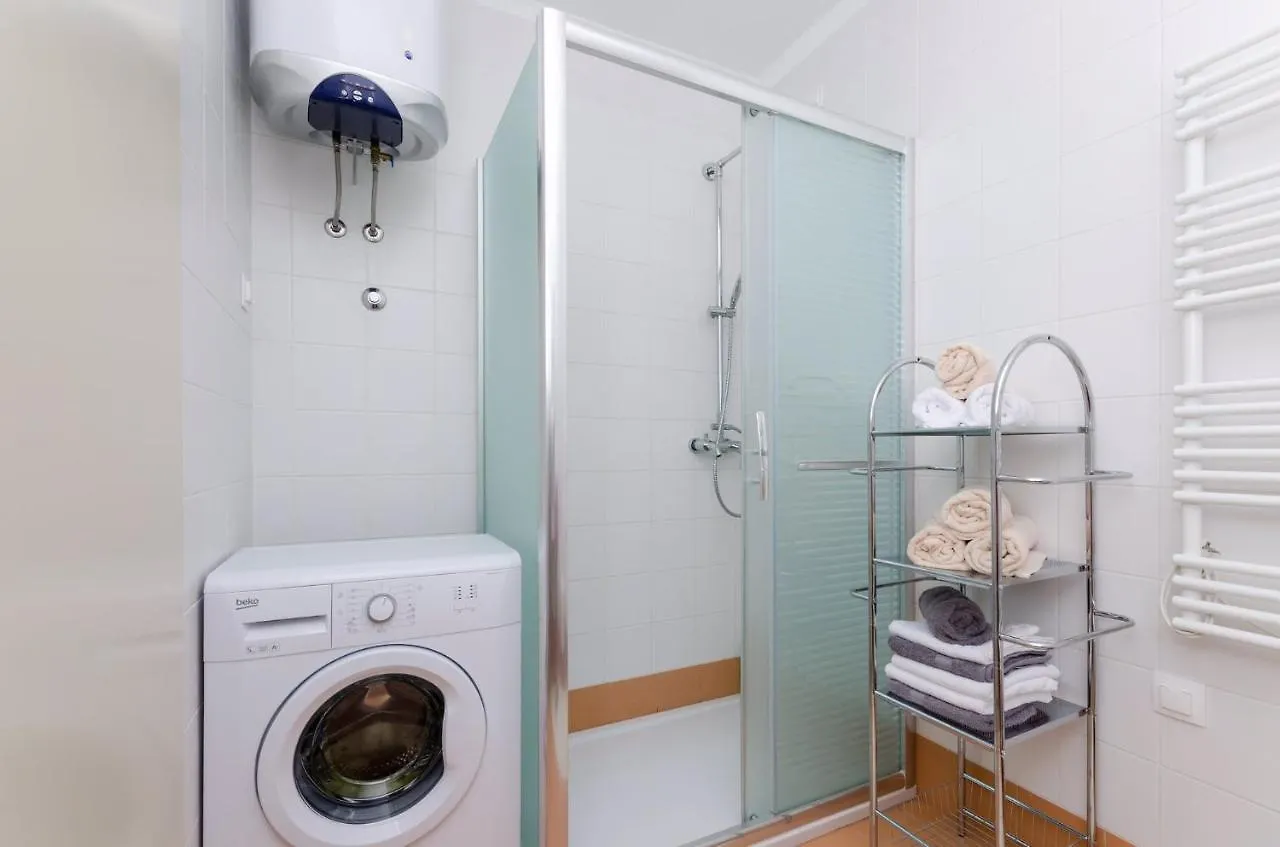 Apartment In Crikvenica 39067